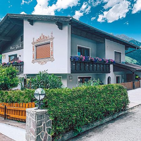 Haus Glueck Stubaital Neustift im Stubaital Exterior photo